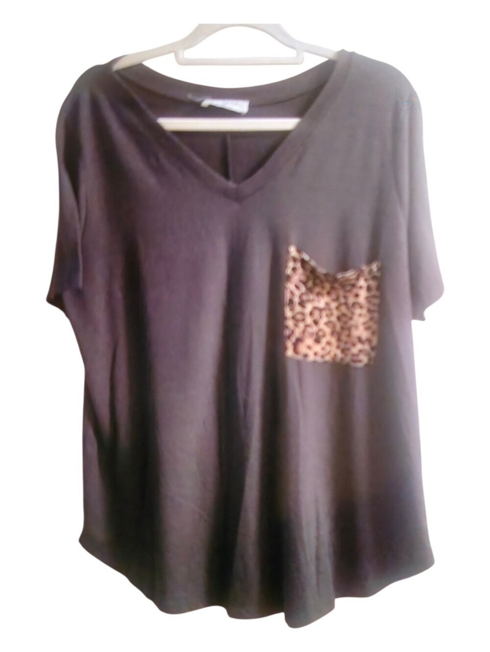 Zenana Outfitters Black V-Neck Tee with Leopard Pocket Accent